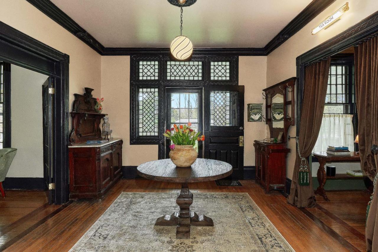 Hotel The Constance By The Lenox Collection Extérieur photo