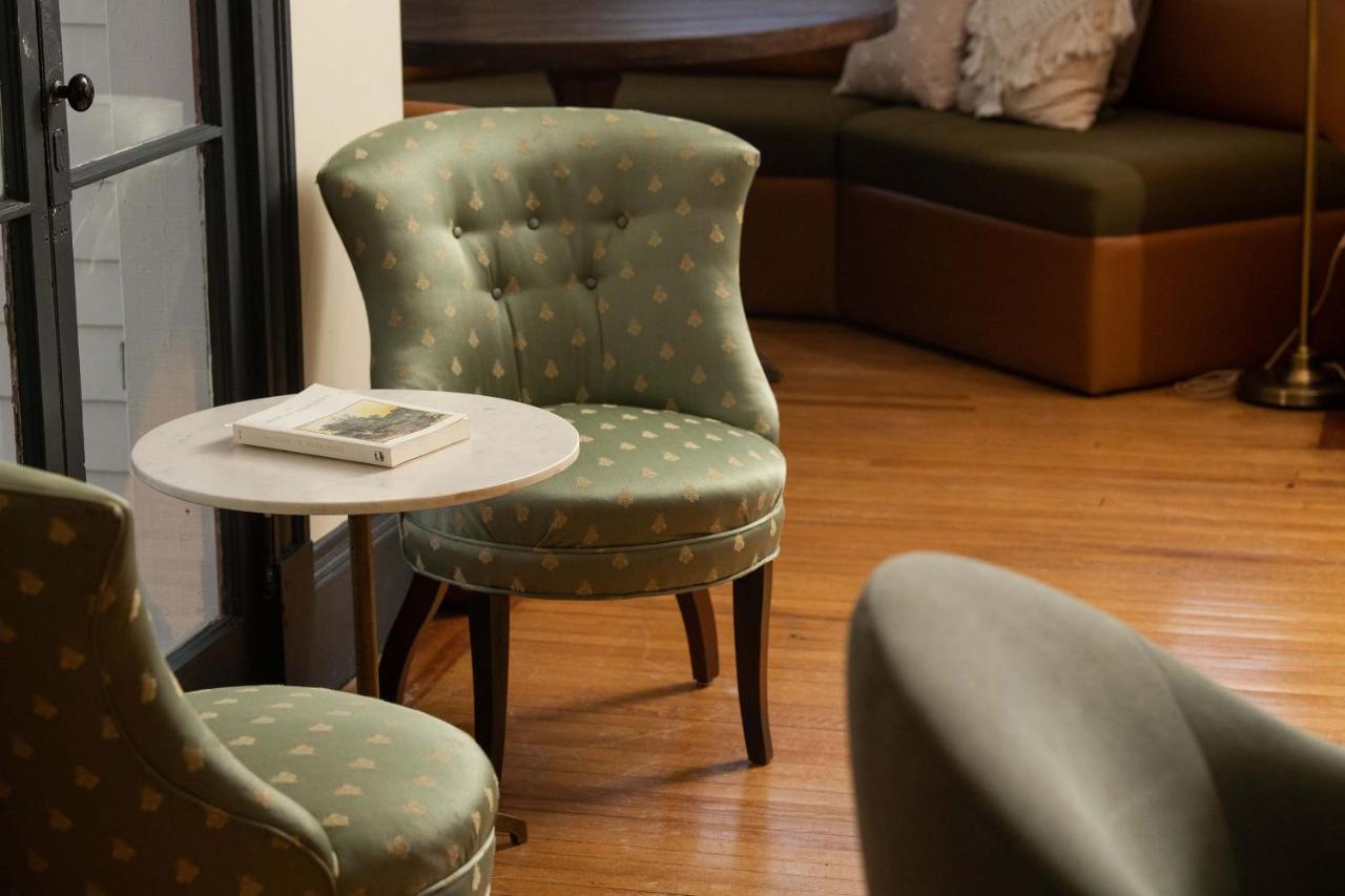 Hotel The Constance By The Lenox Collection Extérieur photo