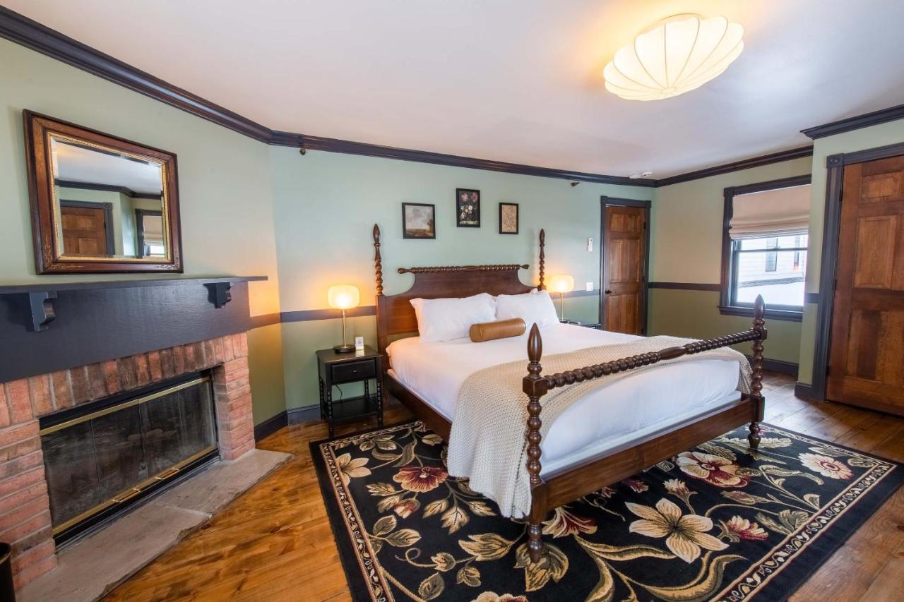 Hotel The Constance By The Lenox Collection Extérieur photo