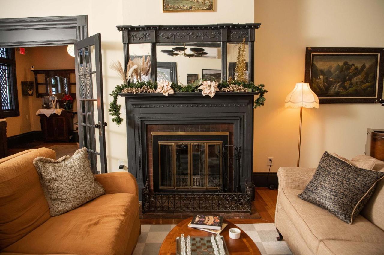 Hotel The Constance By The Lenox Collection Extérieur photo
