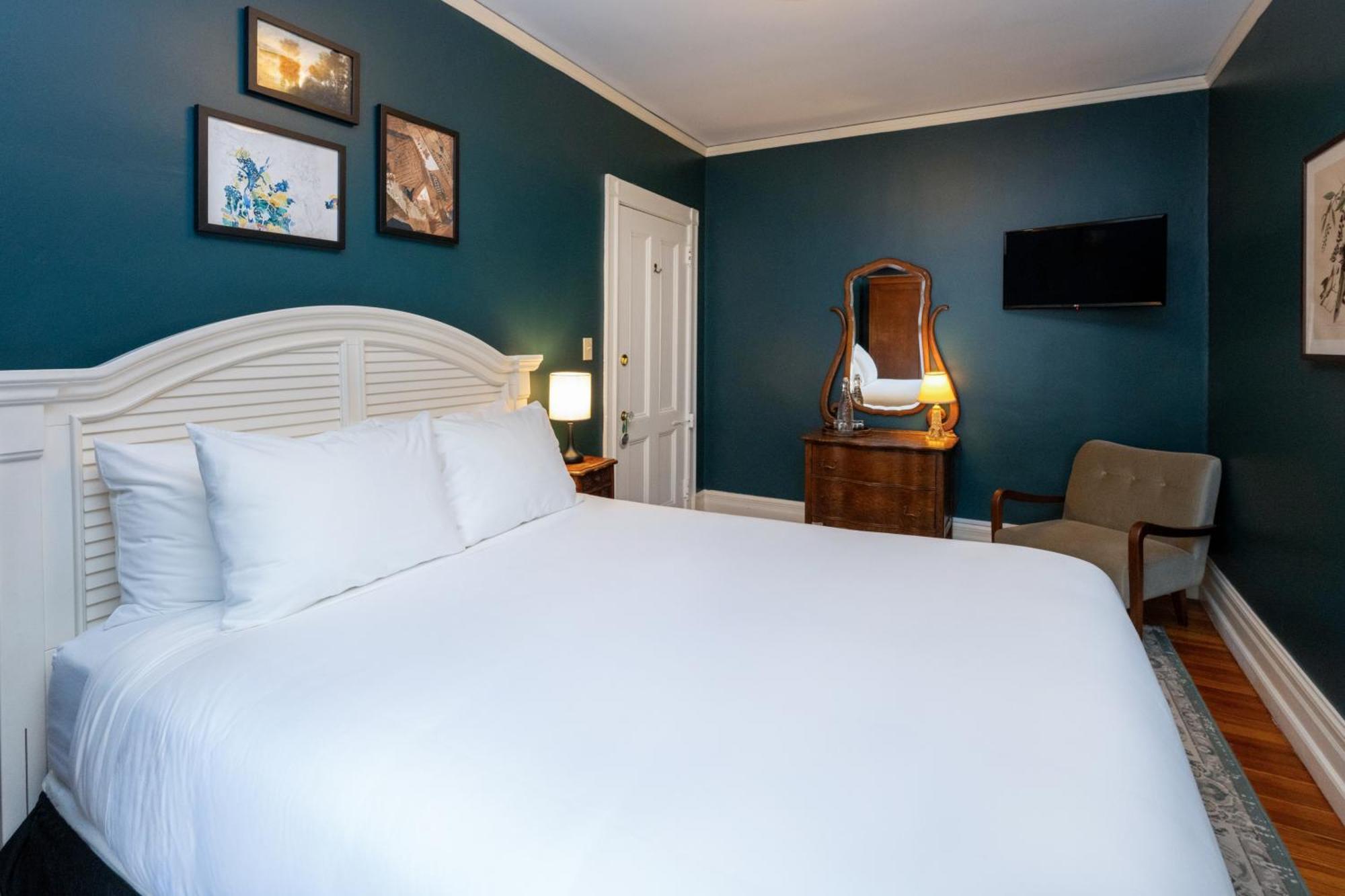 Hotel The Constance By The Lenox Collection Extérieur photo