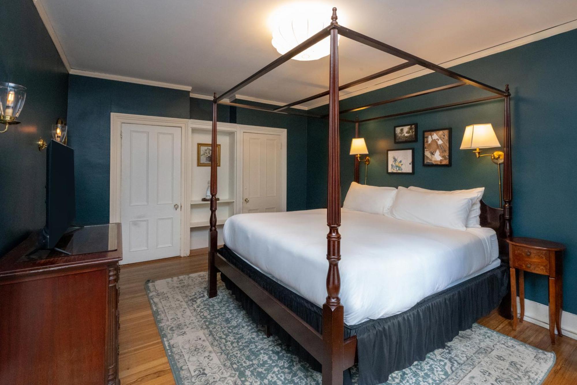 Hotel The Constance By The Lenox Collection Extérieur photo