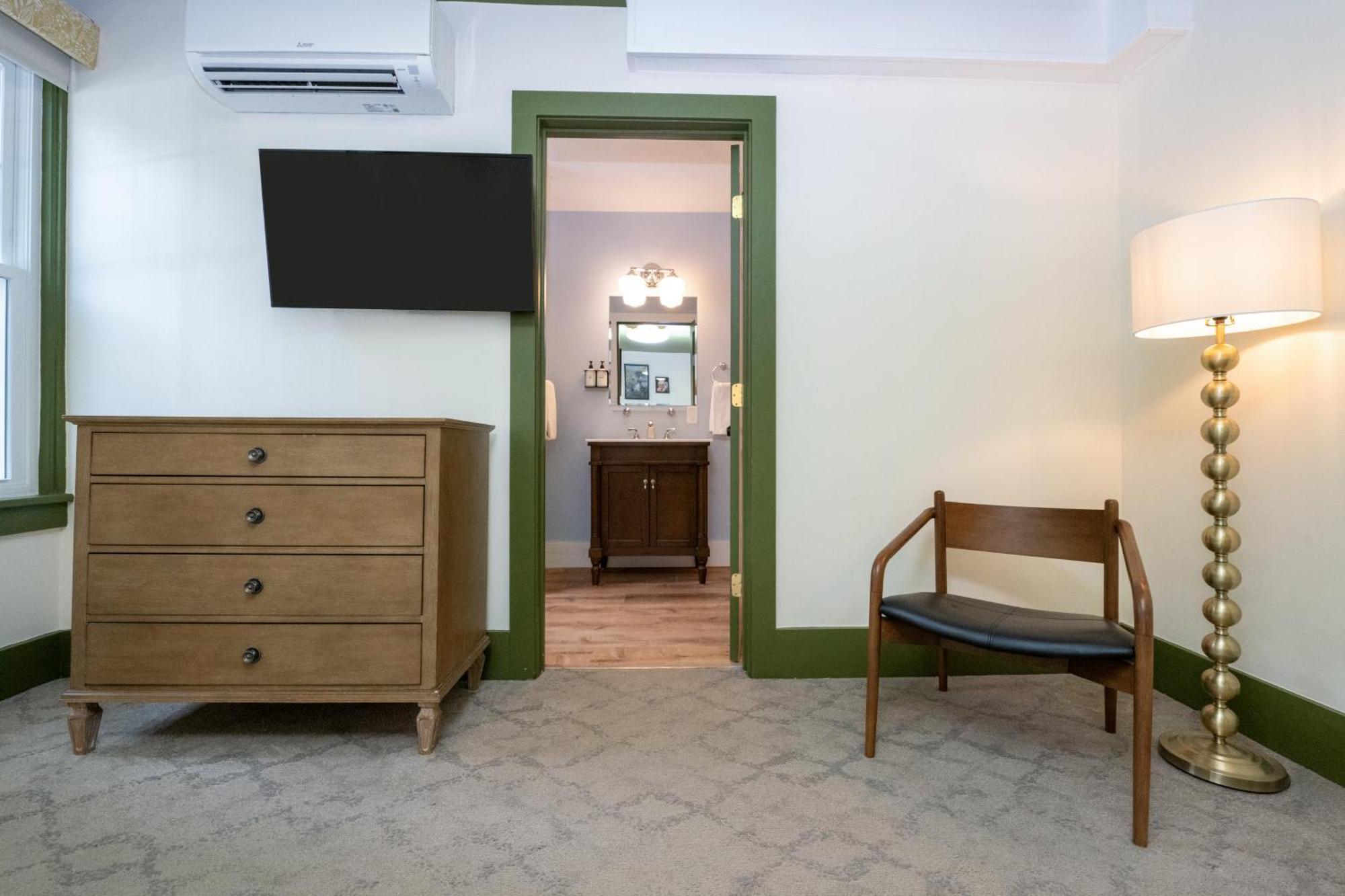 Hotel The Constance By The Lenox Collection Extérieur photo