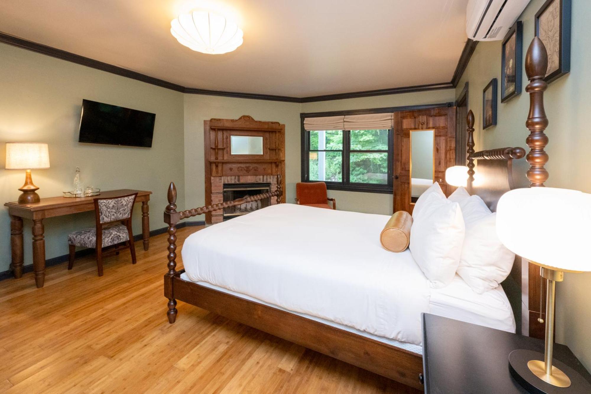 Hotel The Constance By The Lenox Collection Extérieur photo