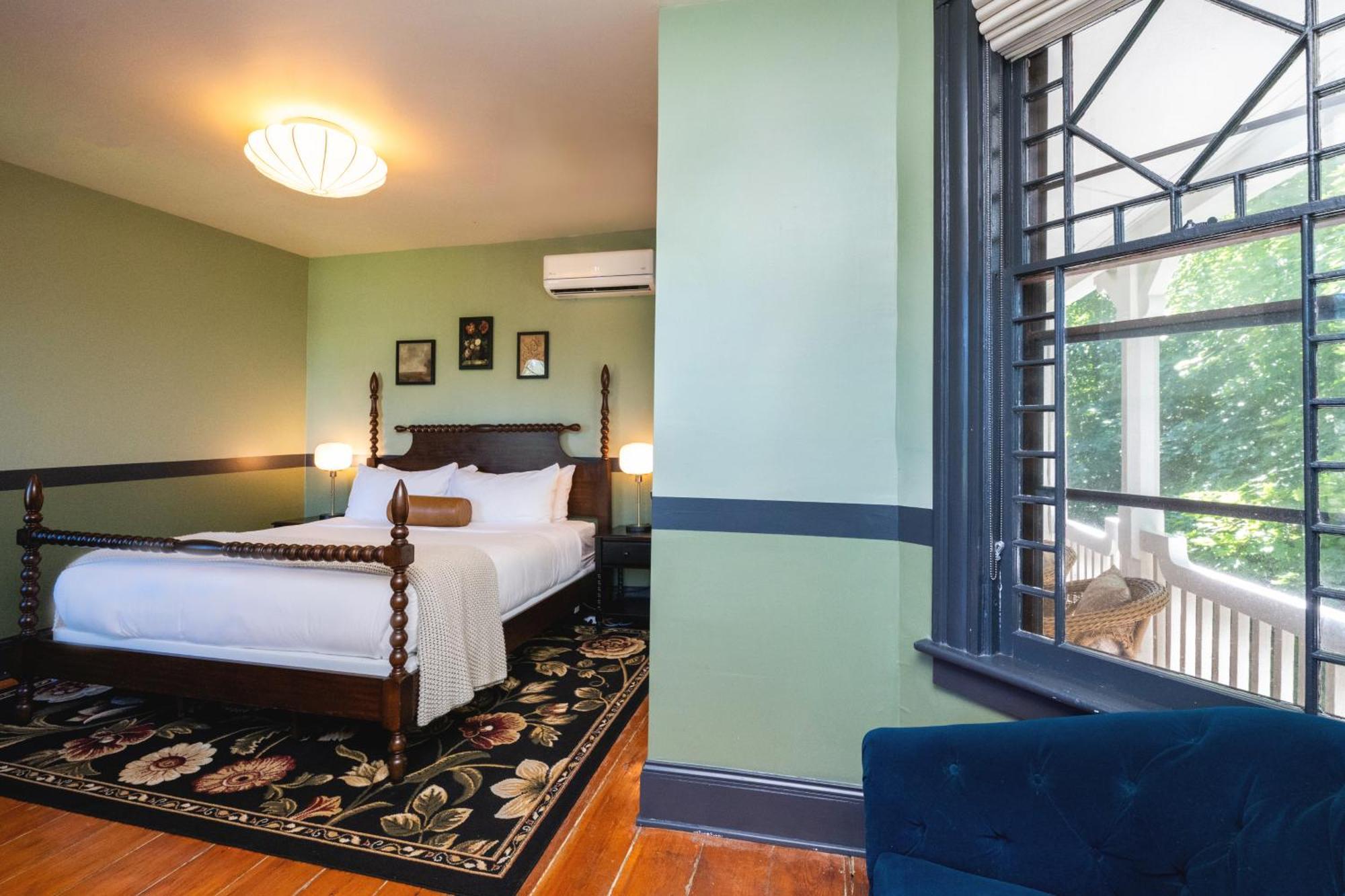 Hotel The Constance By The Lenox Collection Extérieur photo